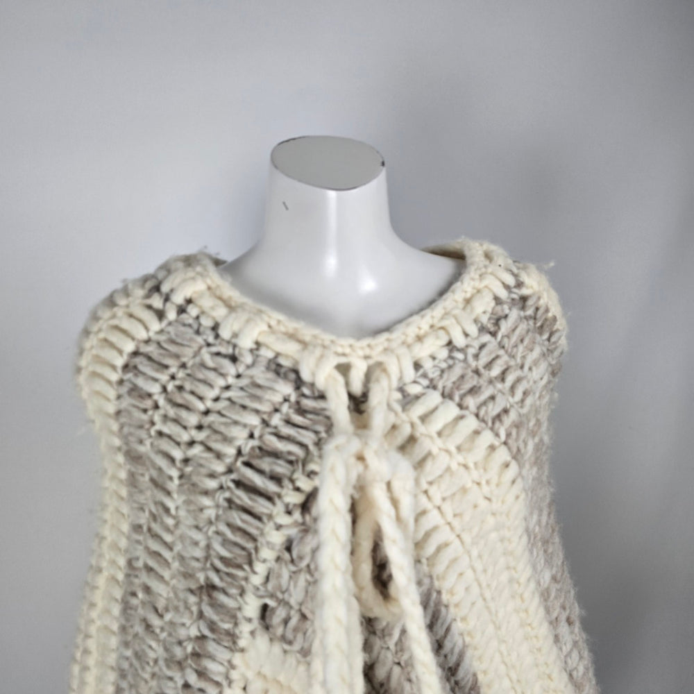 Vintage 1970s White Buffalo Pure Virgin Wool Hand Knit Poncho Cape Made in Canada One Size