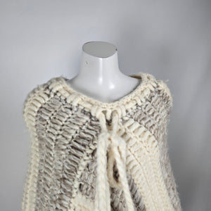 Vintage 1970s White Buffalo Pure Virgin Wool Hand Knit Poncho Cape Made in Canada One Size