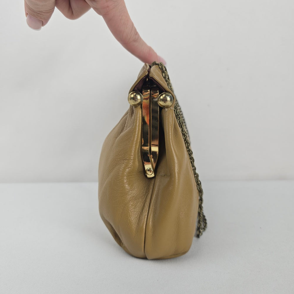 Tan Leather Chain Strap Kiss-Lock Clutch Bag Vintage Purse