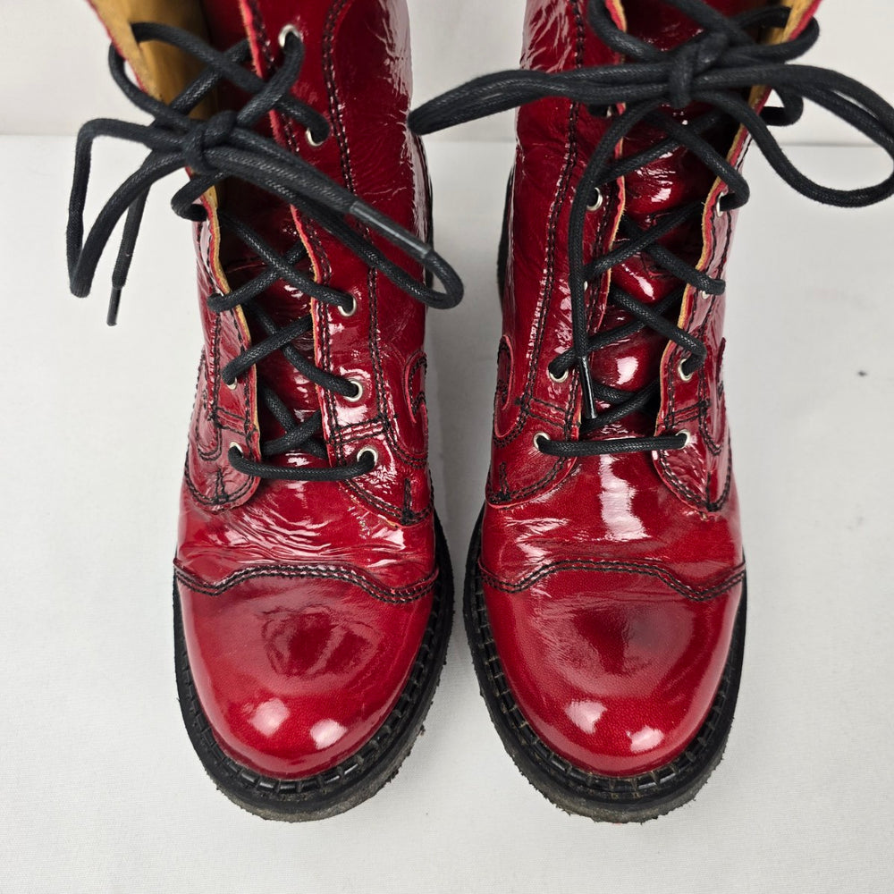 John Fluevog Tardy Slacker Burgundy Patent Leather Ankle Boots Size 8.5