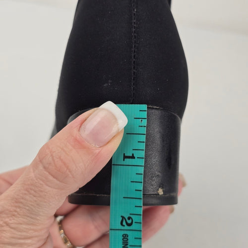 Clarks Black Leather Ankle Boots - Size 7