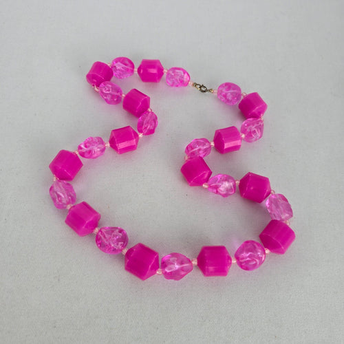 Vintage Hot Pink Faceted Plastic Bead Necklace