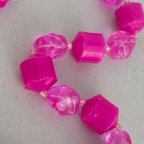 Vintage Hot Pink Faceted Plastic Bead Necklace