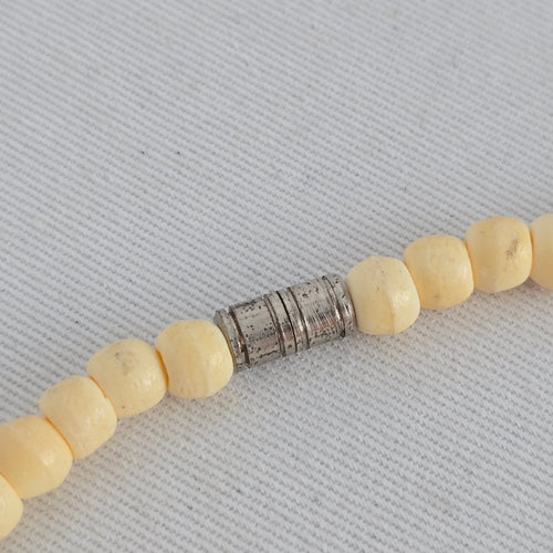 Vintage Carved Ox Bone Graduated Bead Necklace Cream White Statement