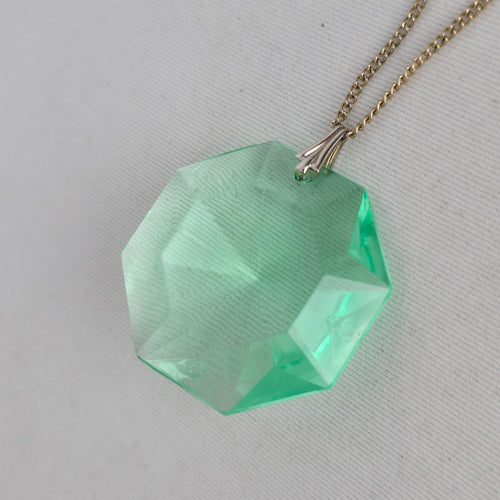 Vintage Mint Green Faceted Glass Pendant Necklace