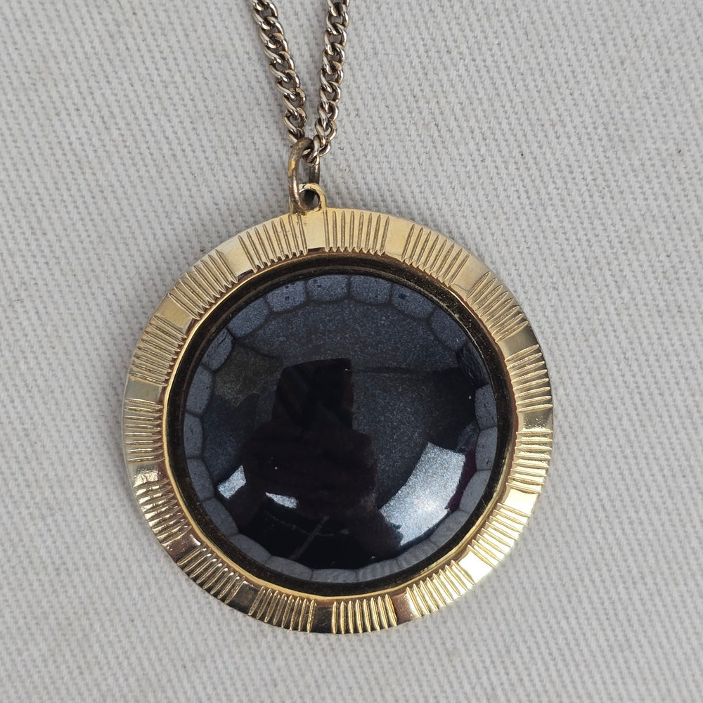 Vintage Gold-Tone Black Faceted Cabochon Pendant Necklace Round Statement Jewelry