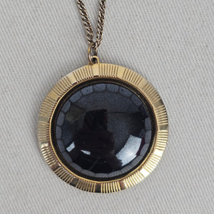 Vintage Gold-Tone Black Faceted Cabochon Pendant Necklace Round Statement Jewelry