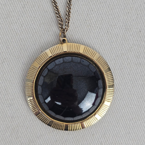 Vintage Gold-Tone Black Faceted Cabochon Pendant Necklace Round Statement Jewelry