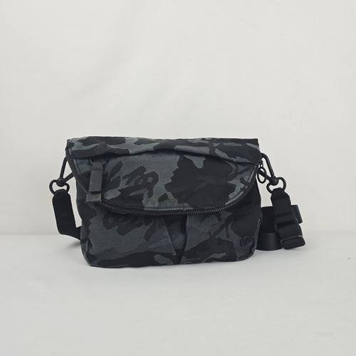 lululemon All Night Festival Bag 5L Black Grey Camo Crossbody