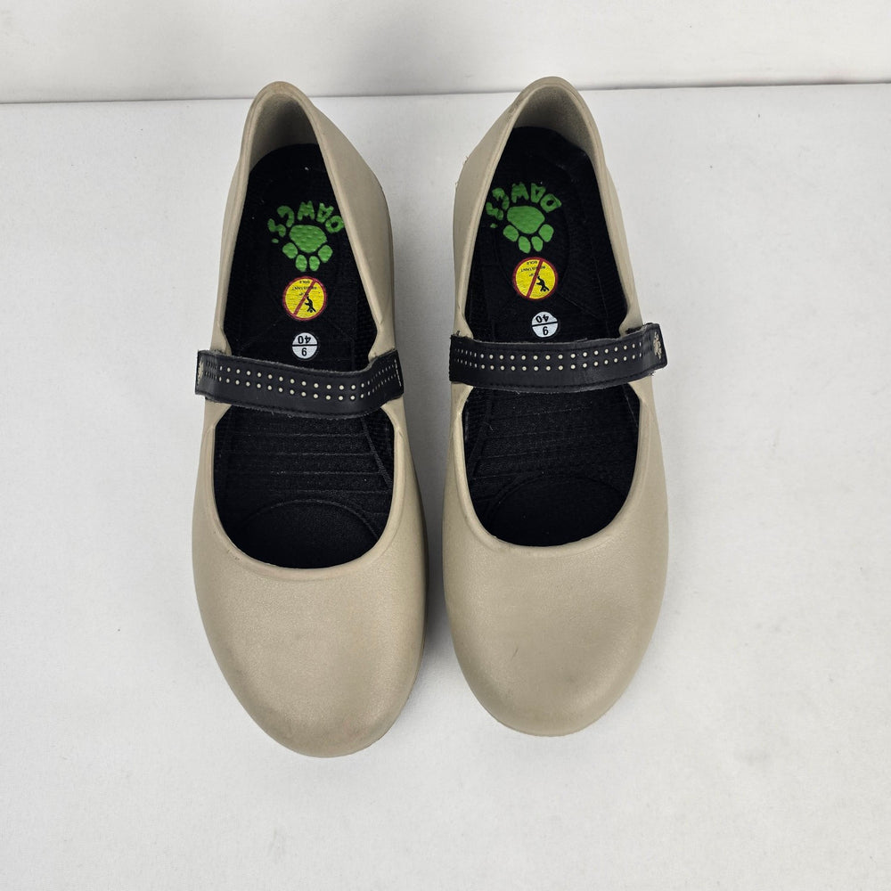 DAWGS Mary Jane Comfort Shoes Beige Taupe Black Strap Size 9