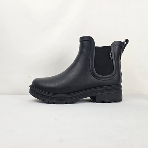 Tretorn Black Chelsea Rain Boots Faux Fur Lined Lug Sole Size 9