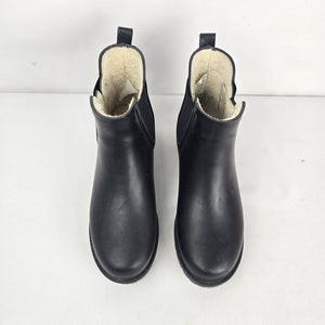 Tretorn Black Chelsea Rain Boots Faux Fur Lined Lug Sole Size 9