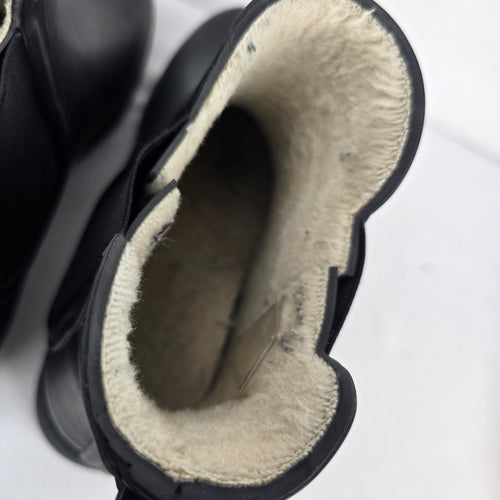 Tretorn Black Chelsea Rain Boots Faux Fur Lined Lug Sole Size 9
