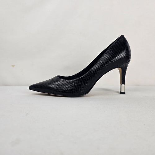 GUESS Black Snake Embossed Pointed Toe Pumps Heels Size 8.5