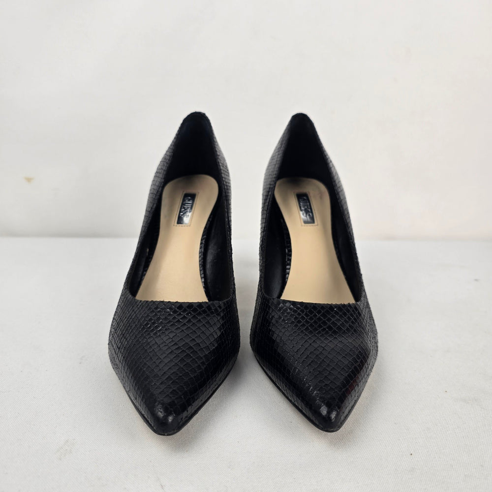 GUESS Black Snake Embossed Pointed Toe Pumps Heels Size 8.5