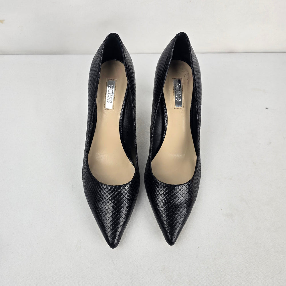 GUESS Black Snake Embossed Pointed Toe Pumps Heels Size 8.5