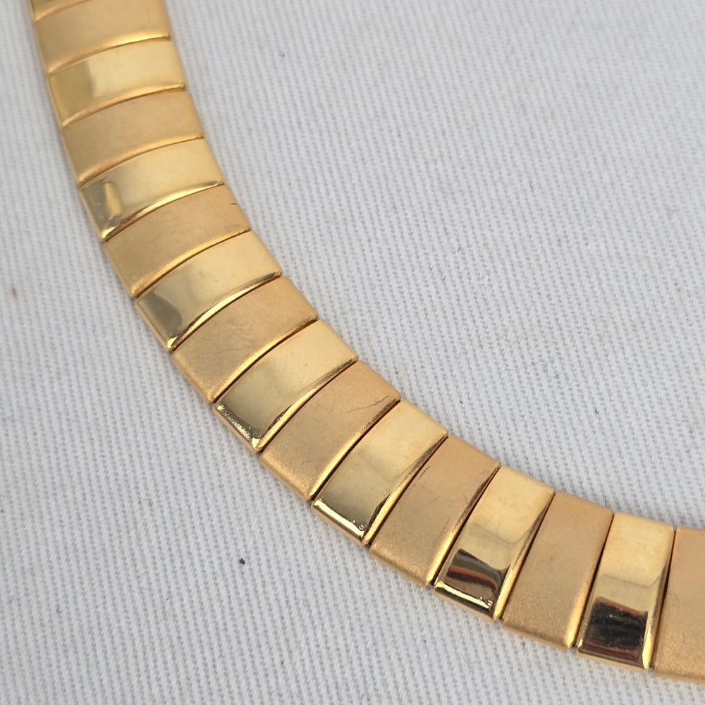 Vintage Gold Tone Collar Necklace & Hoop Earrings Jewelry Set