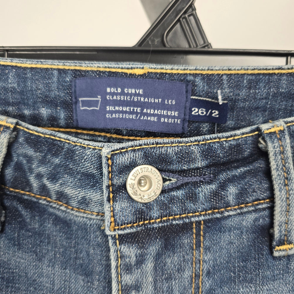 Levi’s Curve ID Bold Curve Straight Leg Jeans Medium Wash Size 26