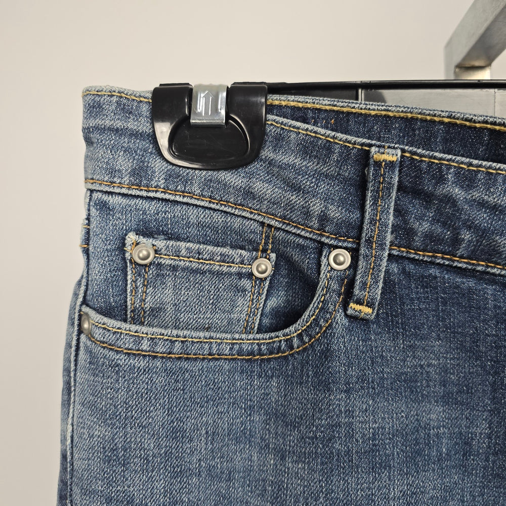 Levi’s Curve ID Slight Curve Straight Leg Jeans Medium Wash Size 26