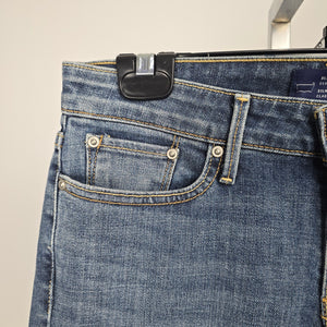 Levi’s Curve ID Slight Curve Straight Leg Jeans Medium Wash Size 27/4
