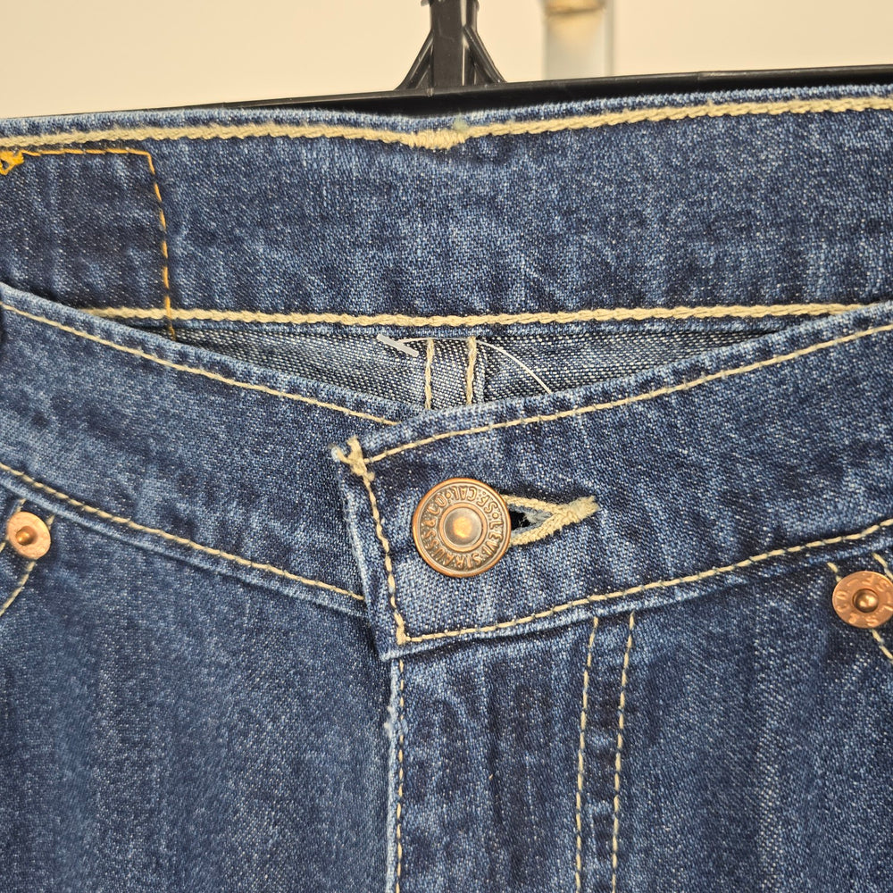 Vintage 1990s Levi’s Orange Tab Dark Wash Straight Leg Jeans Size 26