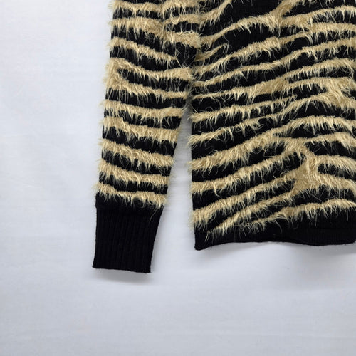 Vintage Valenti Black & Beige Eyelash Stripe V-Neck Sweater - Size M