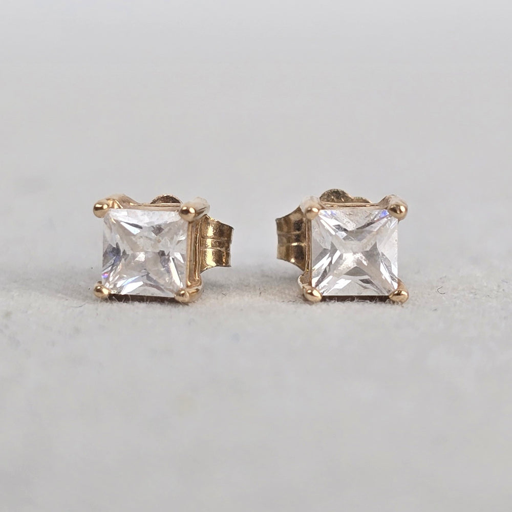 10K Yellow Gold Square CZ Stone Stud Earrings Pierced