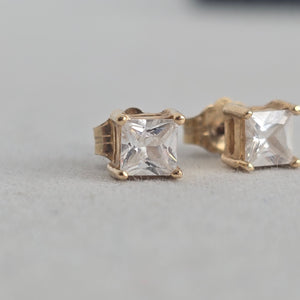 10K Yellow Gold Square CZ Stone Stud Earrings Pierced