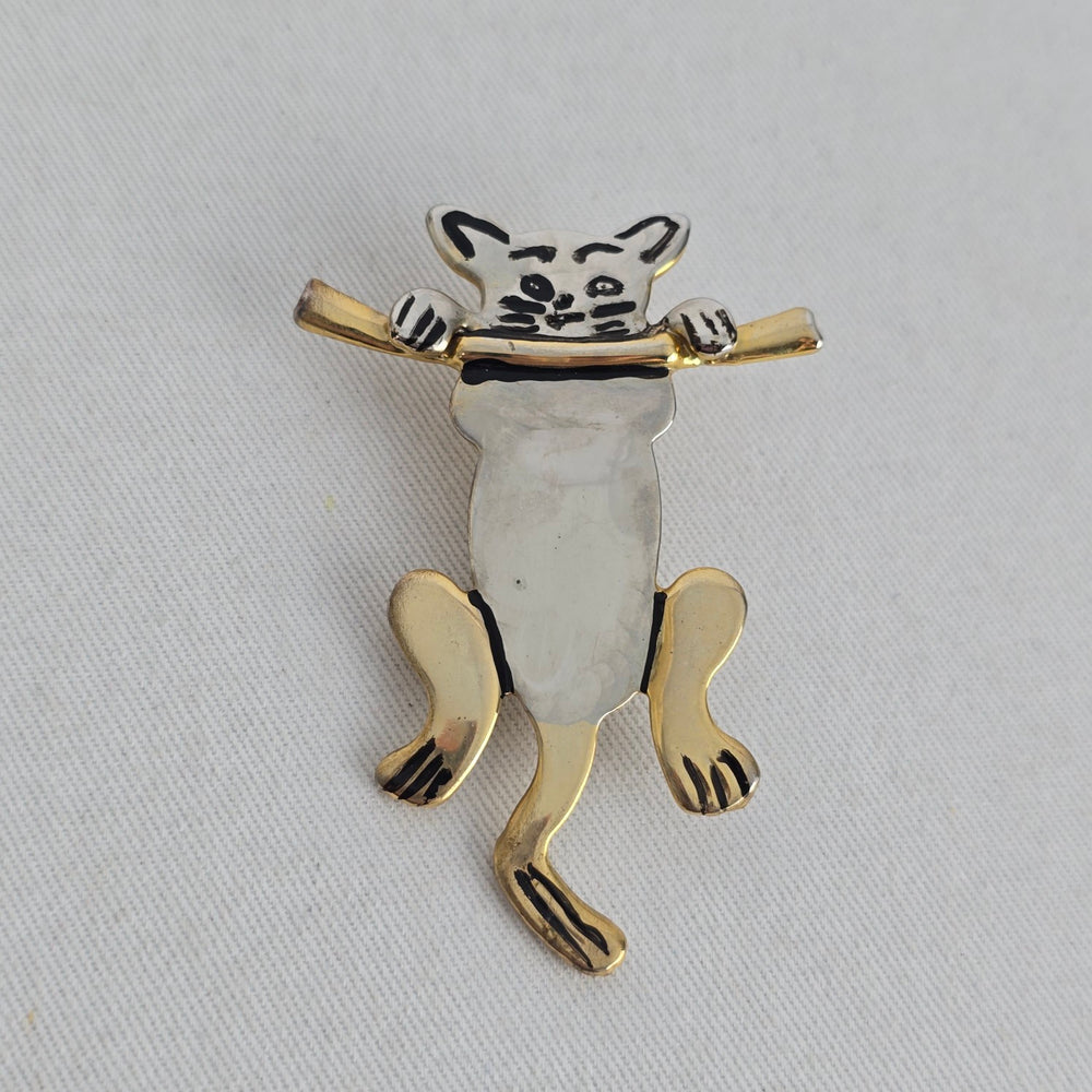 Vintage Gold Tone Silver Cat Brooch Pin Black Enamel