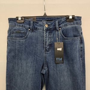 FDJ French Dressing Jeans Olivia Vintage Wash Bootcut Jeans Size 2