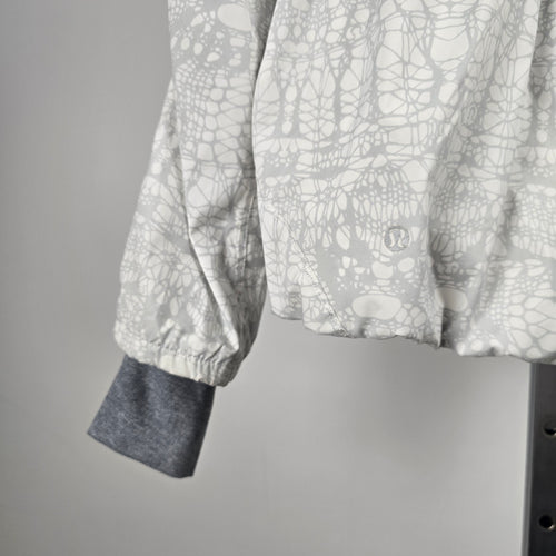 Lululemon Run Travel To Track Jacket Beachy Floral White Fossil – Size 6