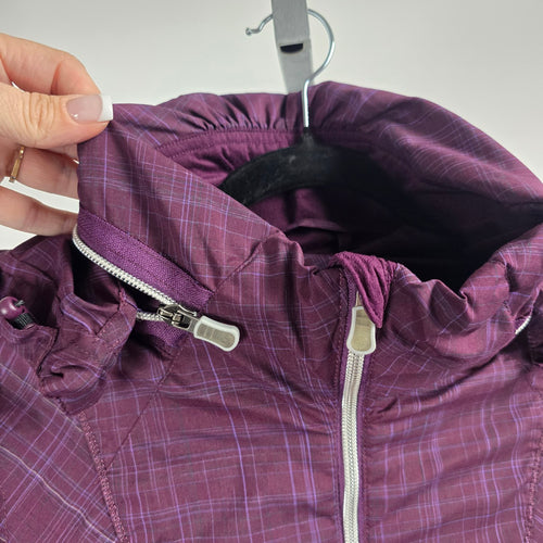 Lululemon Run Hustle Jacket Plum Purple Plaid – Size 8 Hooded Full Zip Jacket