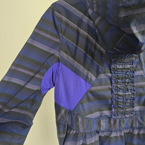 Lululemon Run Hustle Jacket Wish Blue Poncho Stripe Hooded Running Jacket Size 8