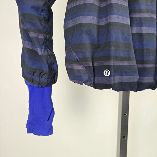 Lululemon Run Hustle Jacket Wish Blue Poncho Stripe Hooded Running Jacket Size 8