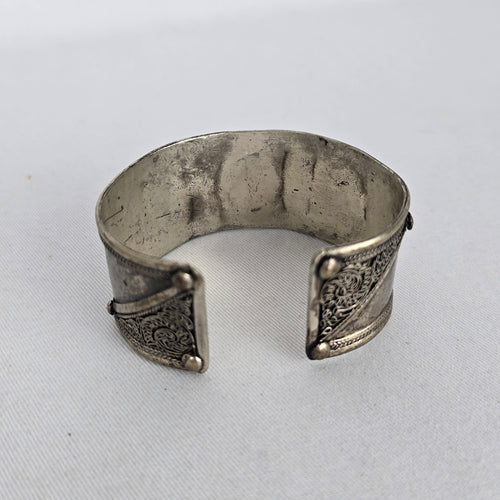 Vintage Silver Tone Filigree Cuff Bracelet Purple Stone Boho Statement