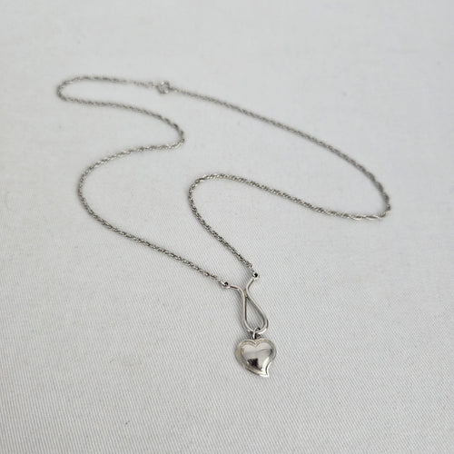 Vintage Silver Tone Heart Pendant Necklace Teardrop Loop Chain