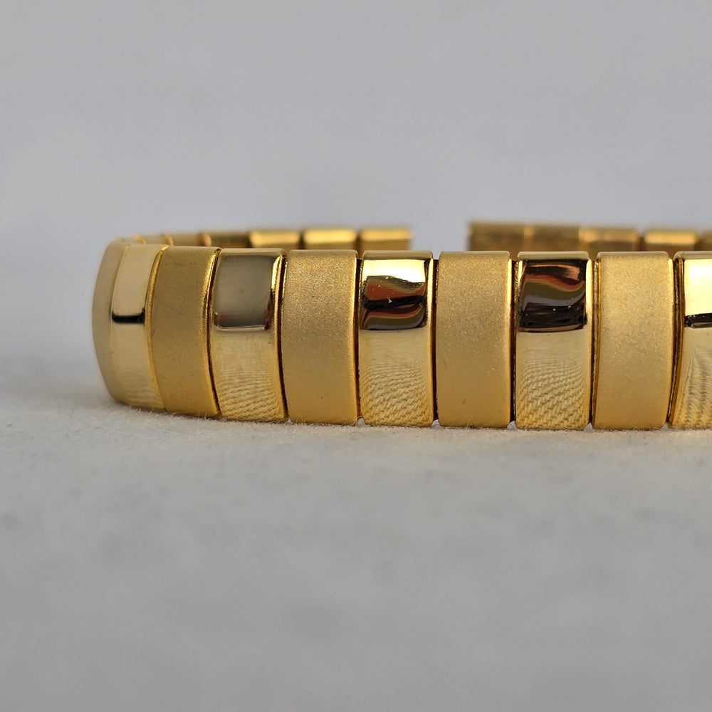 Vintage Gold Tone Flexible Link Bracelet Polished & Satin Finish