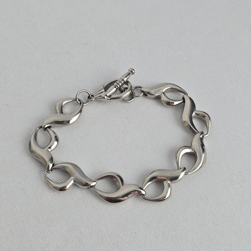 Chisel Stainless Steel Silver Tone Infinity Link Toggle Bracelet