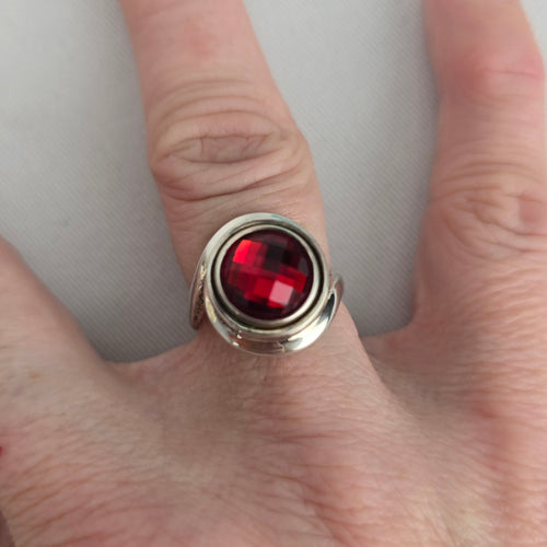Kameleon Silver Tone Red Faceted Crystal Interchangeable JewelPop Ring Size 7