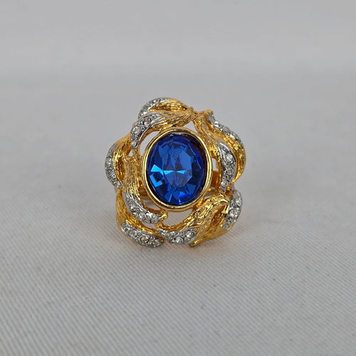 Vintage Ivana Trump Blue Crystal Gold-Tone Statement Cocktail Ring Size 8