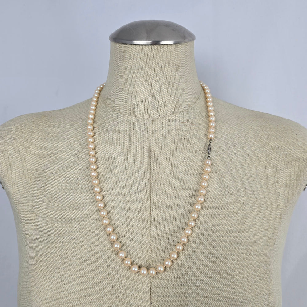 Vintage Cream Glass Pearl Beaded Necklace with Ornate Silver-Tone Filigree Clasp