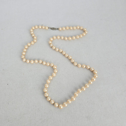 Vintage Cream Glass Pearl Beaded Necklace with Ornate Silver-Tone Filigree Clasp