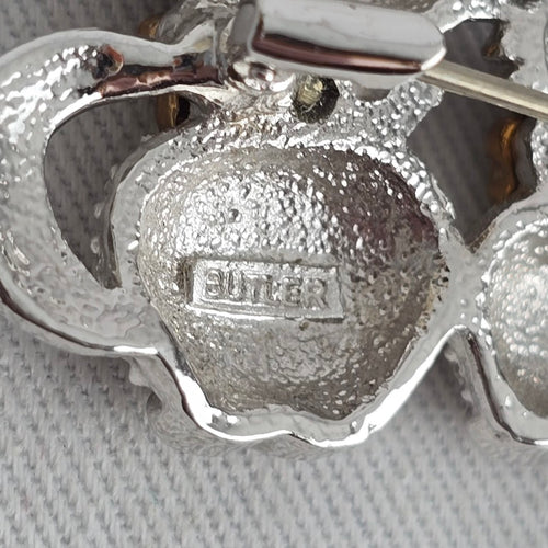 Vintage Butler Silver Tone Rhinestone Double Cat Brooch Pin with Enamel Bows
