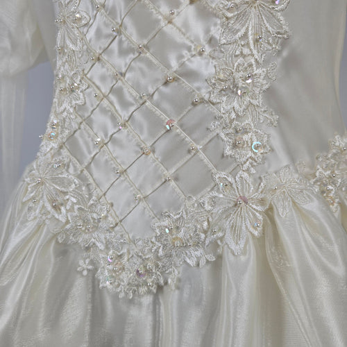 Vintage Ivory Wedding Gown Puff Sleeve Lace Beaded Pearl Princess Ball Gown with Train Size S