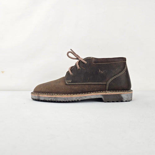 Wolverine World Adventure Brown Leather Chukka Boots Size 6.5