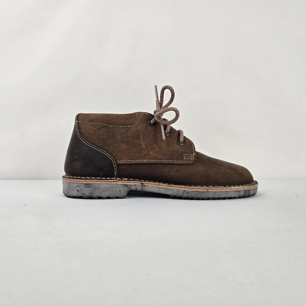 Wolverine World Adventure Brown Leather Chukka Boots Size 6.5