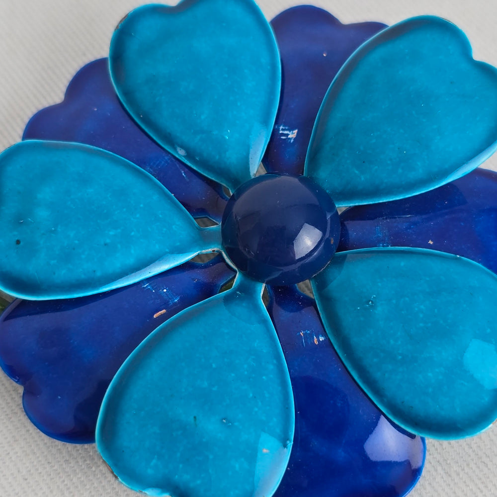 Vintage 1960s 1970s Blue Enamel Layered Flower Brooch – Mod Floral Pin