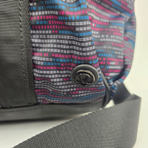 Lululemon SeaWheeze 2016 Run Ways Duffel Bag ASCII Regal Plum Tofino Teal