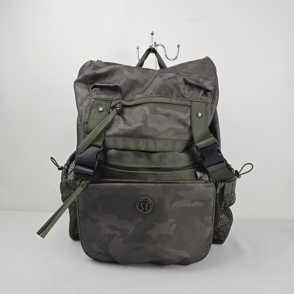 Lululemon Travelling Yogini Rucksack Savasana Camo Fatigue Green Backpack