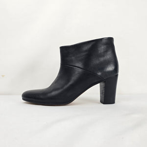 Maison Martin Margiela Black Leather Block Heel Ankle Boots – EU 38.5 Made in Italy